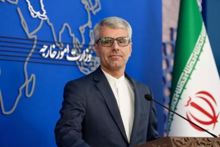  تفاوت موضع اخیر وزیر خارجه و نمایندگی ایران در سازمان ملل در خصوص مذاکره با آمریکا؟ / سخنگوی وزارت خارجه: بیان و صحبت های مقامات رسمی خیلی صریح و روشن بوده؛ فکر نمی کنم جای ابهامی وجود داشته باشد