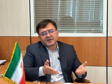  با اصل هشتادوپنجی کردن لایحه حجاب نمی توان از مسئولیت آن فرار کرد / نعمتی: قالیباف نمی تواند خود را از جبهه پایداری جدا کند /رئیسی باید مساله برجام و FATF را حل و فصل کند