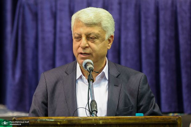  فیاض زاهد: گفتمان اصلی پزشکیان «عدالت» است/ او به هیچ وجه علاقه‌مند به گسترش دعواها نیست/ تلاش کنیم آشتی، گفت‌وگو و مفاهمه ملی اتفاق بیفتد
