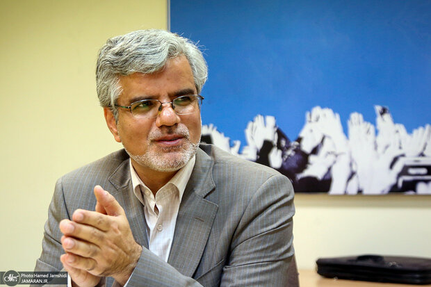 آخرین نظرسنجی ها درباره میزان مشارکت به روایت محمود صادقی /کسی که عضو جبهه اصلاحات است معنا نداشت بیانیه روزنه گشایی را امضا کند