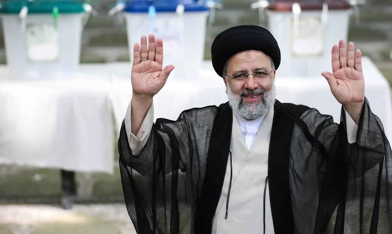 روزنامه کیهان: ظاهر شدن نتایج اقدامات اقتصادی دولت زمانبر است