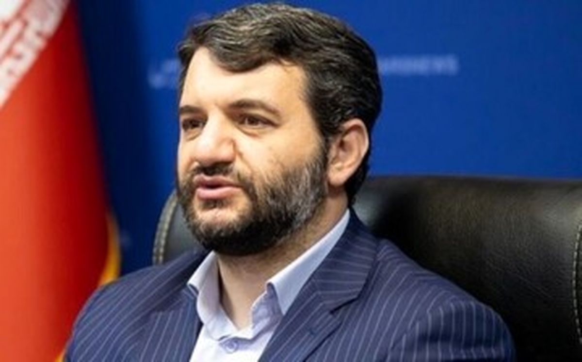  تصاویر هیات همراه عبدالملکی در سفر به چین؛ یک دهه هشتادی در بین همراهان! + عکس