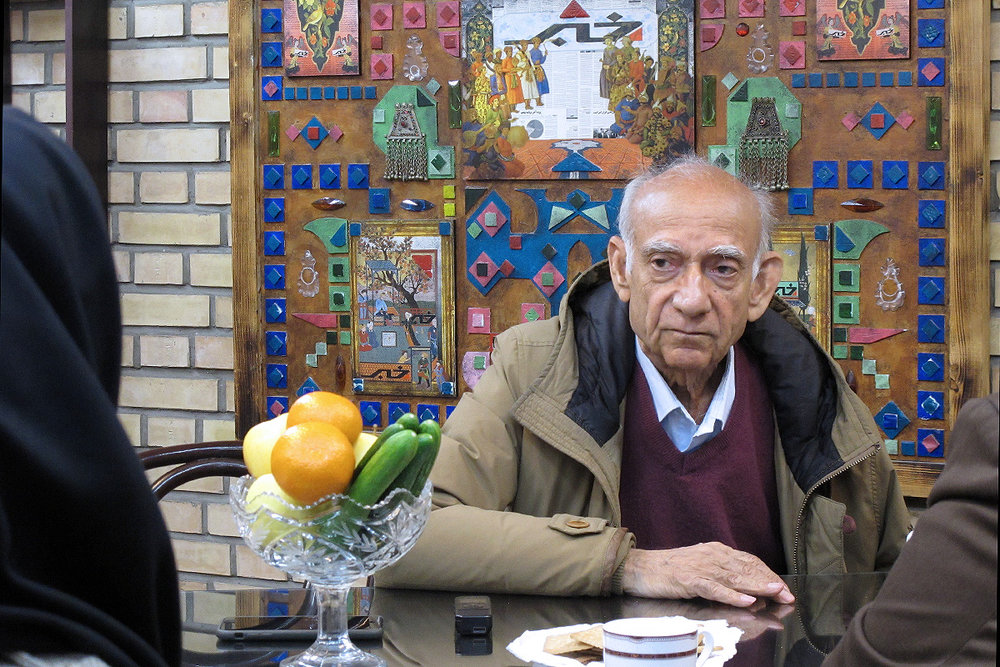  ملازهی: تا زمانی که ایران دیوار امنیتی را مرزی بنامد از طالبان هم انتظاری نیست! / بازی طالبان برای دور زدن ایران بر سر حقابه/ تکلیف زمین‌های کشاورزی در مرز چه می‌شود؟!