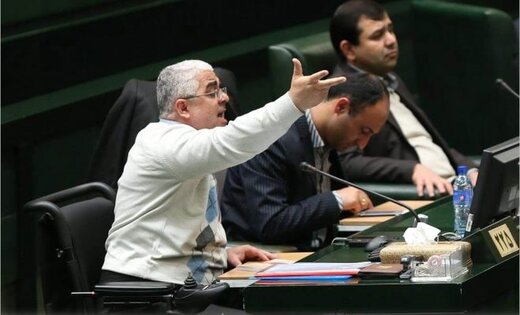  ترکیب هیئت های اجرایی نزدیک به تندروها و حامیان دولت بودند جعفرزاده: شورای نگهبان جلوی دیکتاتوری انتخاباتی دولت را بگیرد / رئیسی سال ۱۴۰۴ انتخابات آسانی نخواهد داشت