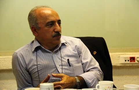 مرتضی افقه، استاد اقتصاد: اگر مشکل تحریم حل نشود، از نیمه دوم سال قیمت ها جهش پیدا خواهند کرد / تفکرات ضد توسعه در ساختارهای دولتی از موانع رفع معضلات اقتصادی ست