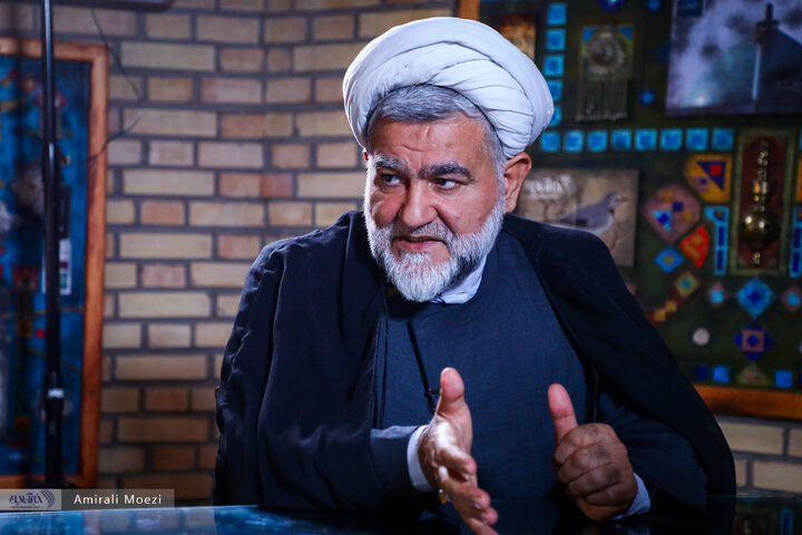 نوروزی: مشاور قالیباف لایحه عفاف و حجاب را دستکاری کرده /این فرد چه کاره است که در کار کمیسیون دخالت می‌کند؟