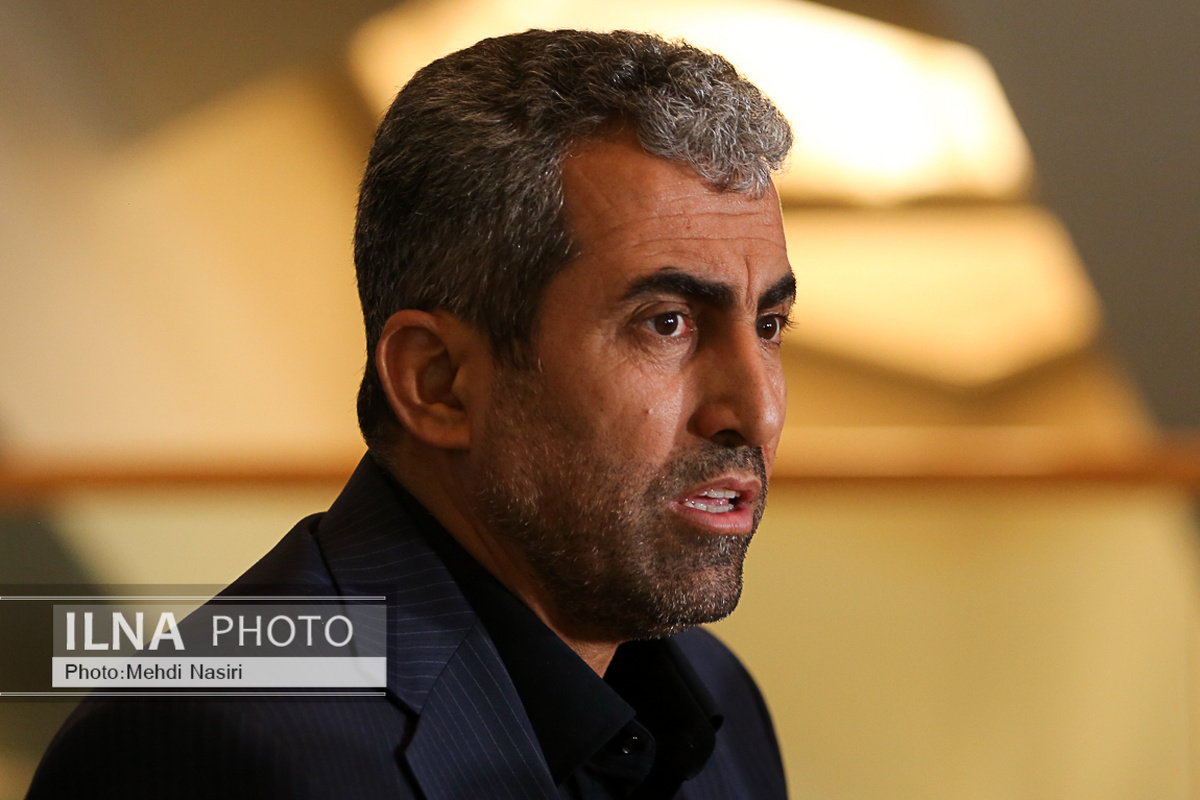  پورابراهیمی: عملکرد هیأت عالی نظارت مجمع، مصوبات مجلس را با چالش‌های اساسی مواجه کرده است/ ادامه مسیر فعلی به صلاح کشور نیست
