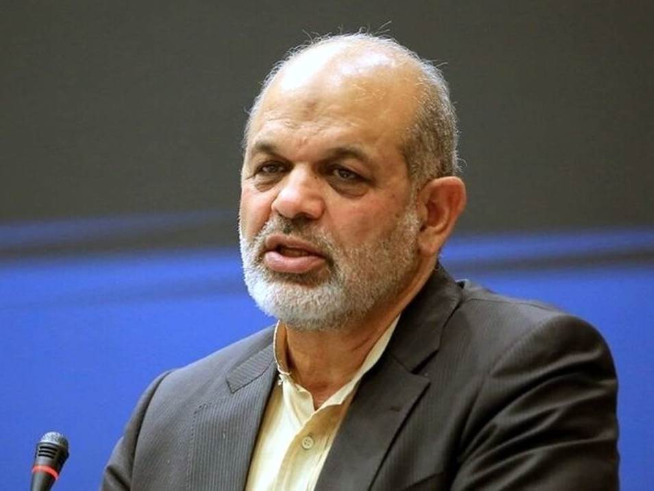  وزیر کشور: انتخابات باصلابتی را پشت سرگذاشتیم / مردم در این انتخابات مدال افتخار زرینی را بر گردن آویختند / انشالله در مرحله دوم انتخابات هم مردم دوباره حضوری باشکوه داشته باشند