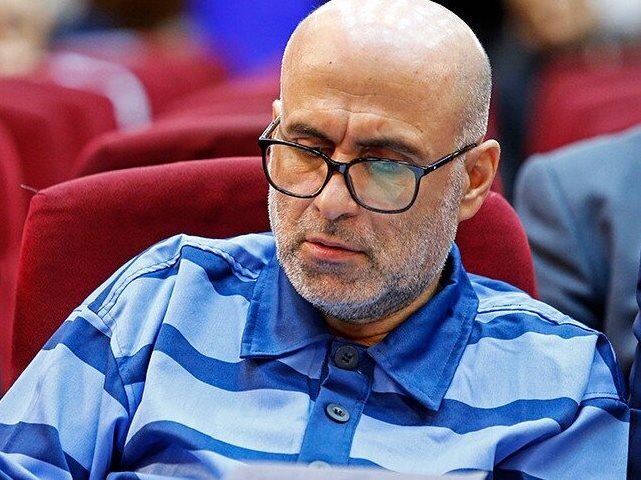  قوه قضاییه: مجازات اکبر طبری تشدید شده؛ او باید ۷۴ ضربه شلاق هم بخورد / طبری طبق حکم قبلی‌اش، باید ۱۲ و نیم سال حبس را نیز تحمل کند 