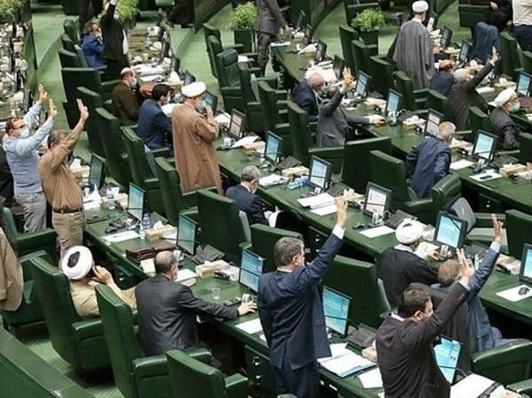 جلال محمودزاده: شورای نگهبان باید مصوبه رصد «سبک زندگی مردم» را خلاف شرع و قانون اساسی تشخیص دهد / هدف شان بررسی حرکت روزانه مردم است؛ می‌خواهند تمام کار‌ها و رفت و آمد‌های مردم را رصد کنند