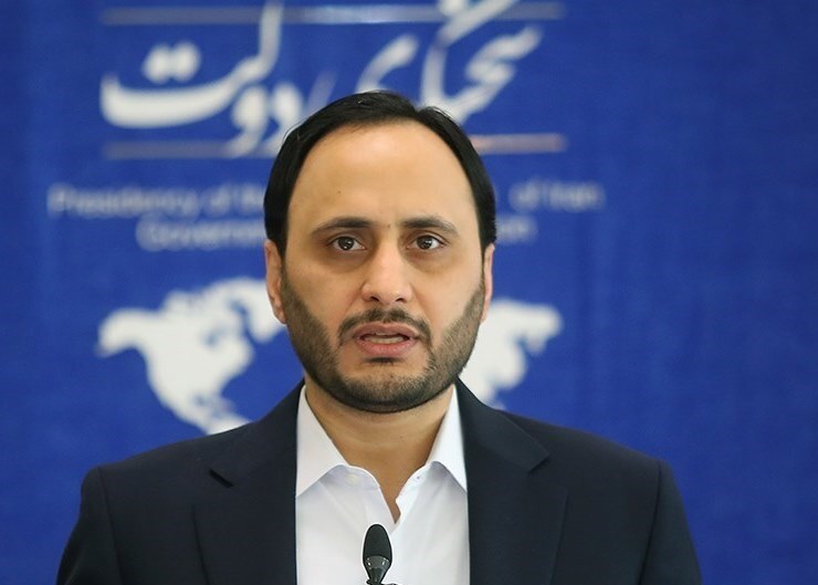  سخنگوی دولت: شایعه سازان بالارفتن قیمت بنزین، هدف خود از این شایعه‌سازی‌ها را اعلام کنند