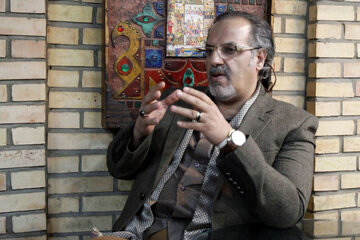  واشنگتن به دنبال تحقیر و تحمیل صبر به تهران است مطهرنیا: تندروها نه تنها دیگر برجام آتش نمی‌زنند، بلکه از مواضع انقلابی هم عدول می‌کنند!